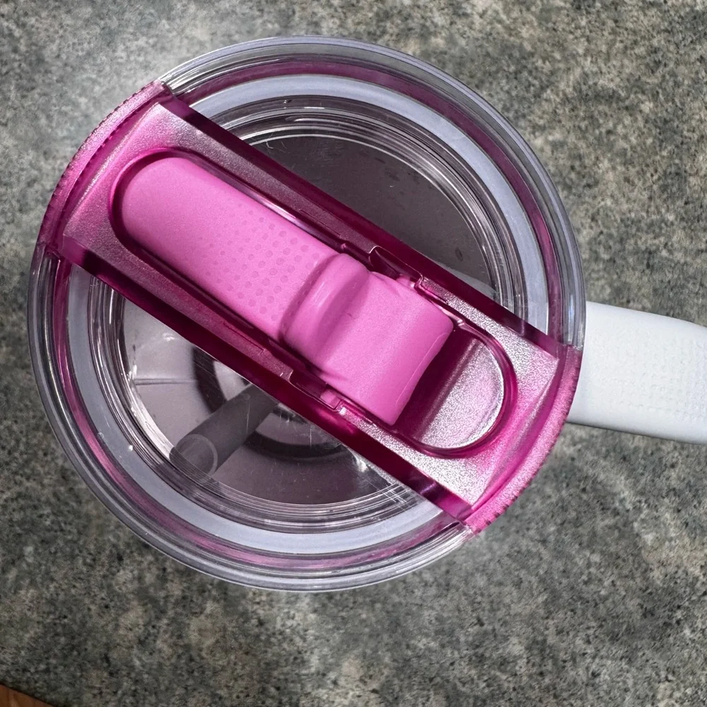 Stanley 30oz - Picture 4 of 4